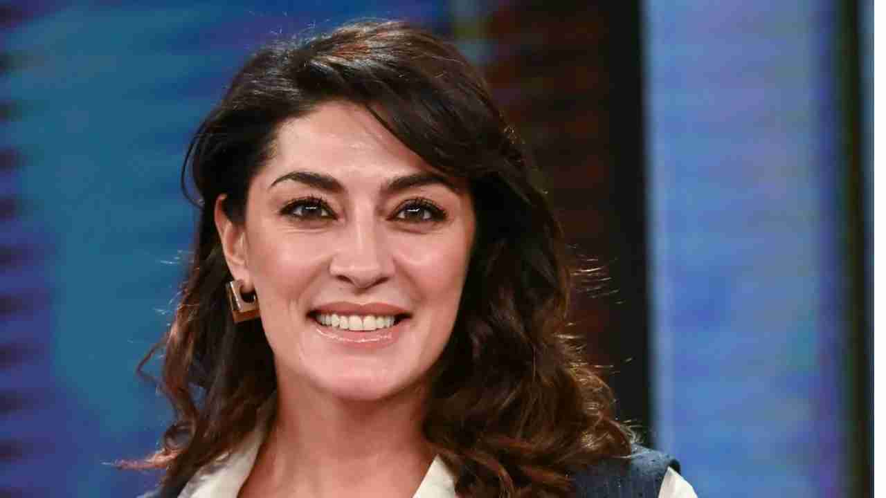 Elisa Isoardi la fine di un amore e il nuovo look - Civitasonline.it